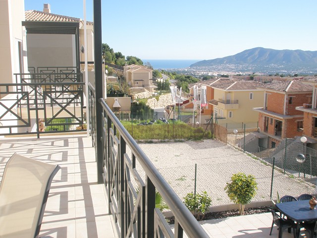 Chalet con apartamento de invitados en La Nucia ( Alicante)